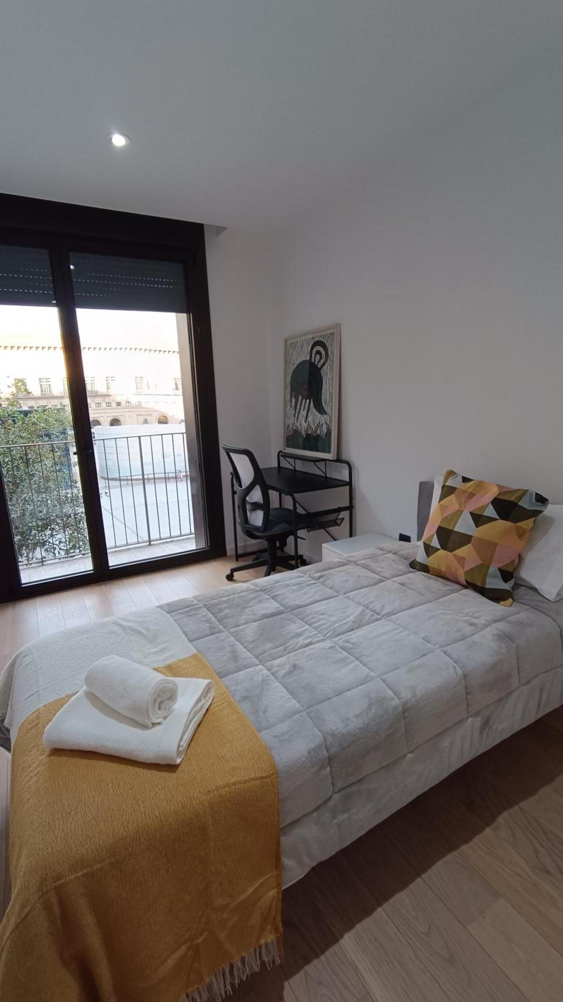 Lc Plaza Del Pilar Apartment Zaragoza Ngoại thất bức ảnh